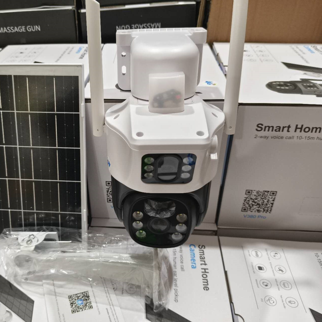 V44 Solar-Powered 4g security Camera with HD Color Monitoring Motion Detection